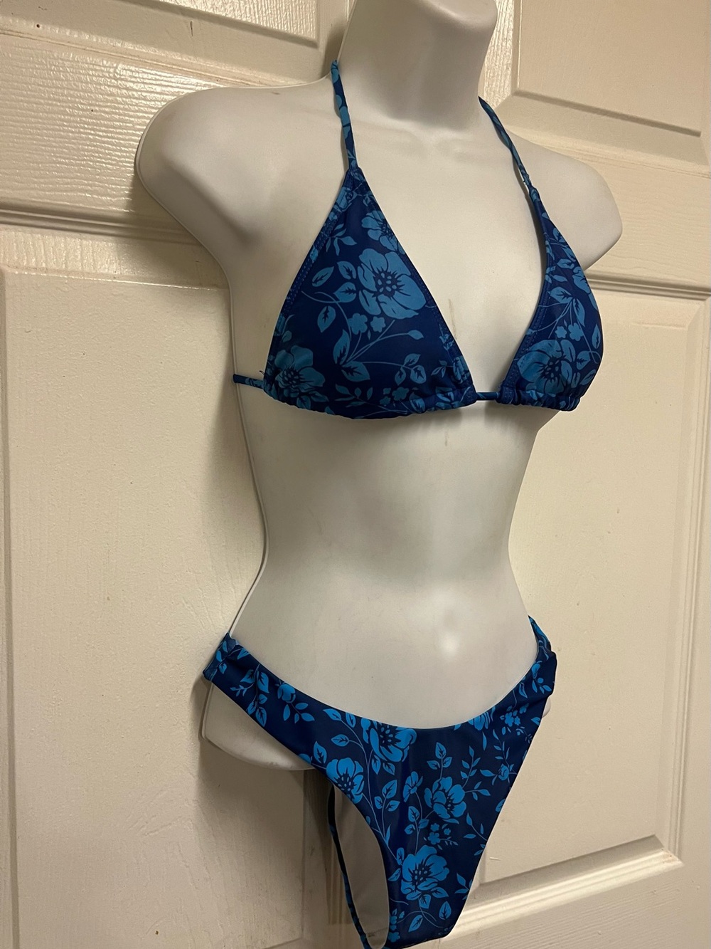 UNBRANDED Blue Floral Bikini Set - Picture 9 of 9